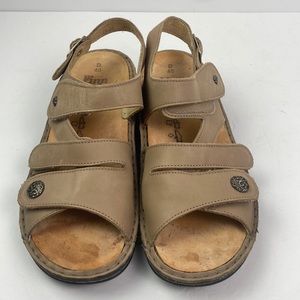 Finn Comfort. Made in Germany. Size 40. 9 1/2 - 10.